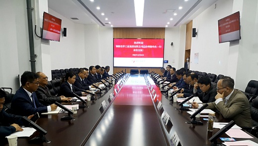 深入推进校企科技合作　赋能企业高质量发展尊龙凯时集团与武汉工程大学科技交流合作研讨会举行