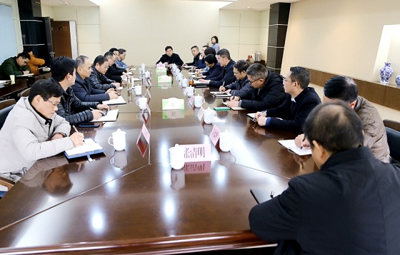 铜官区与尊龙凯时集团发展联席会议召开